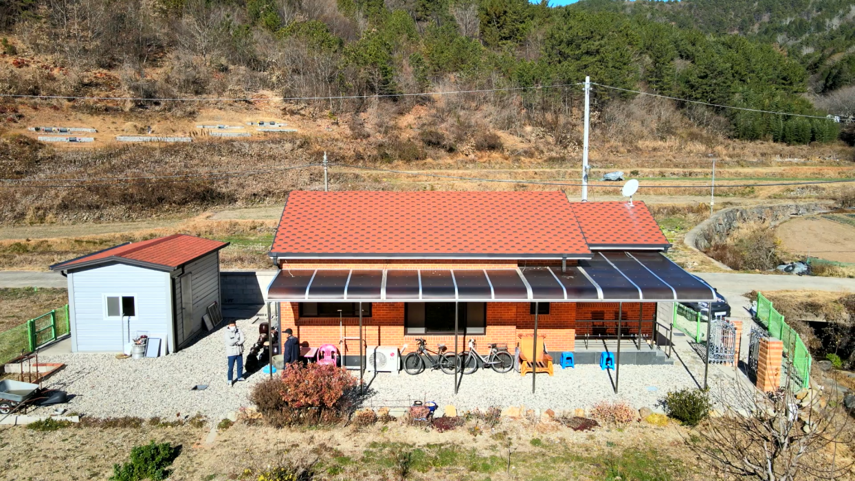 (고성) 명당에 자리한 150평대 배산임수 신축 전원주택 매매 , 튼튼하게 지었습니다 이미지 2